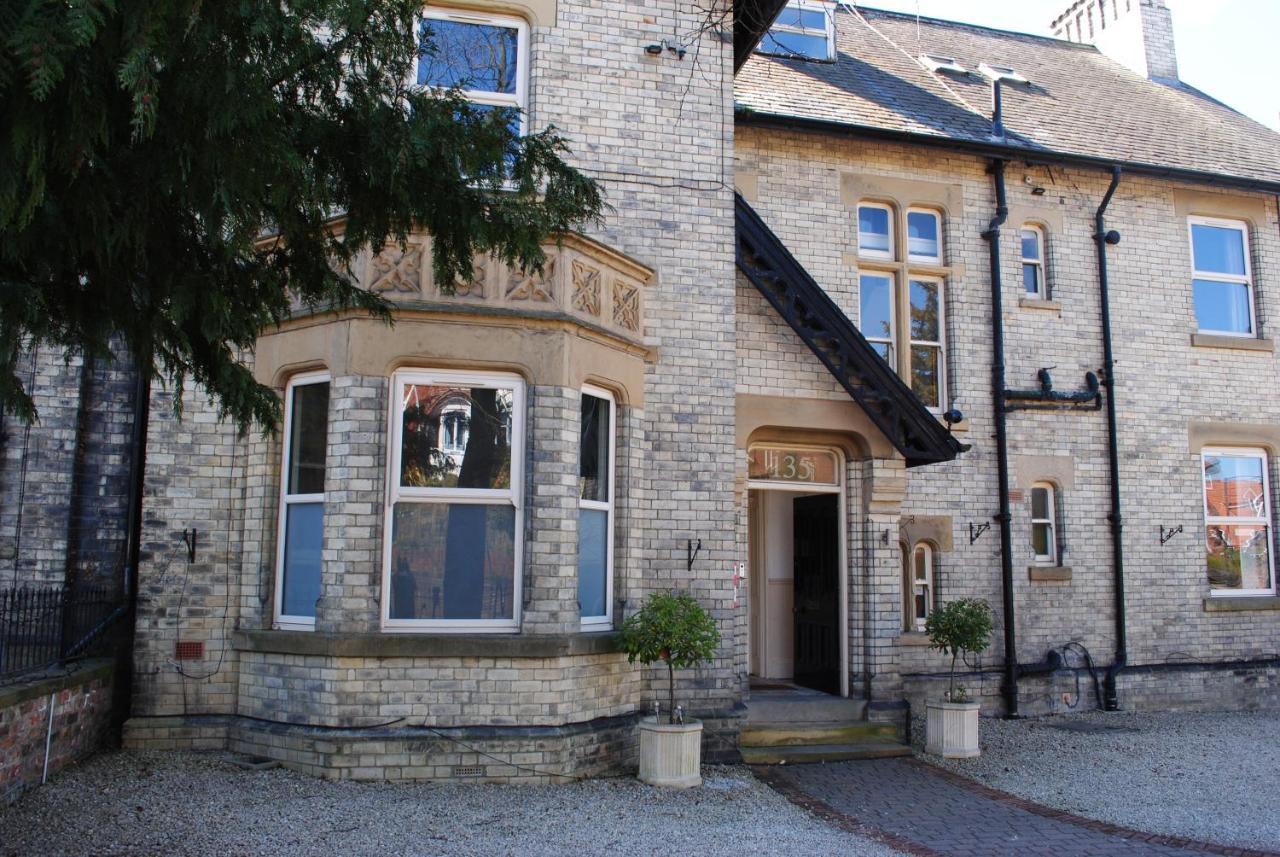 Melton Guest House York Exterior photo